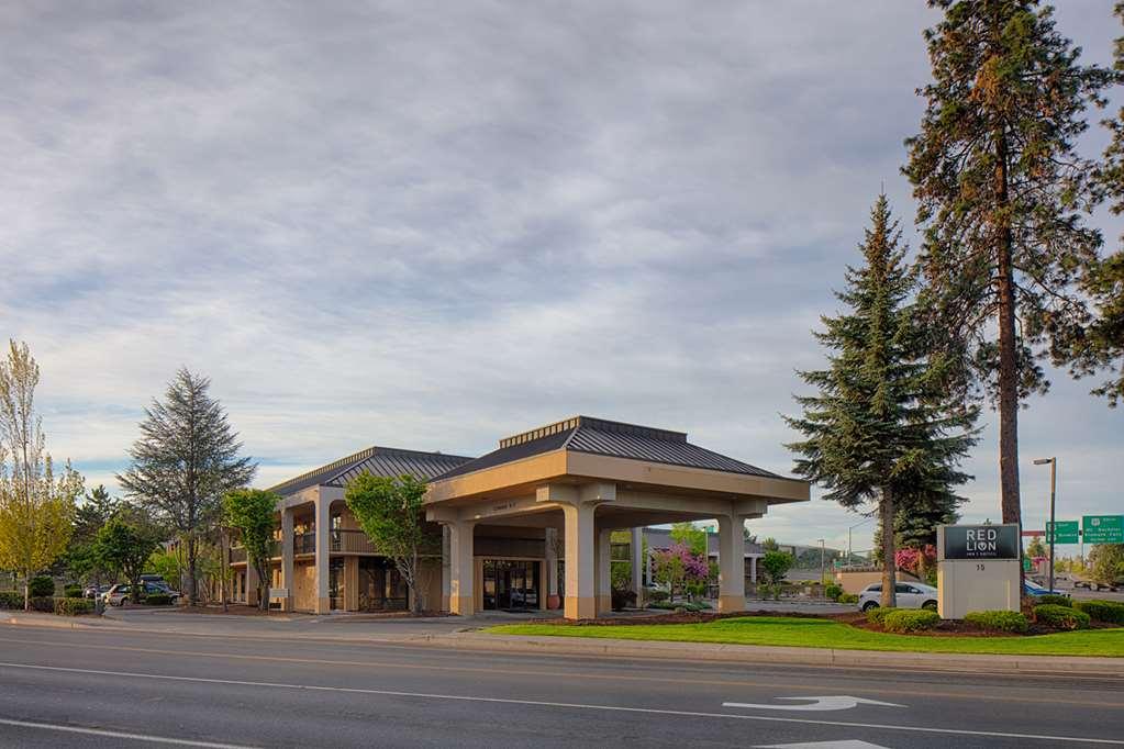 Red Lion Inn & Suites Deschutes River - Bend Buitenkant foto