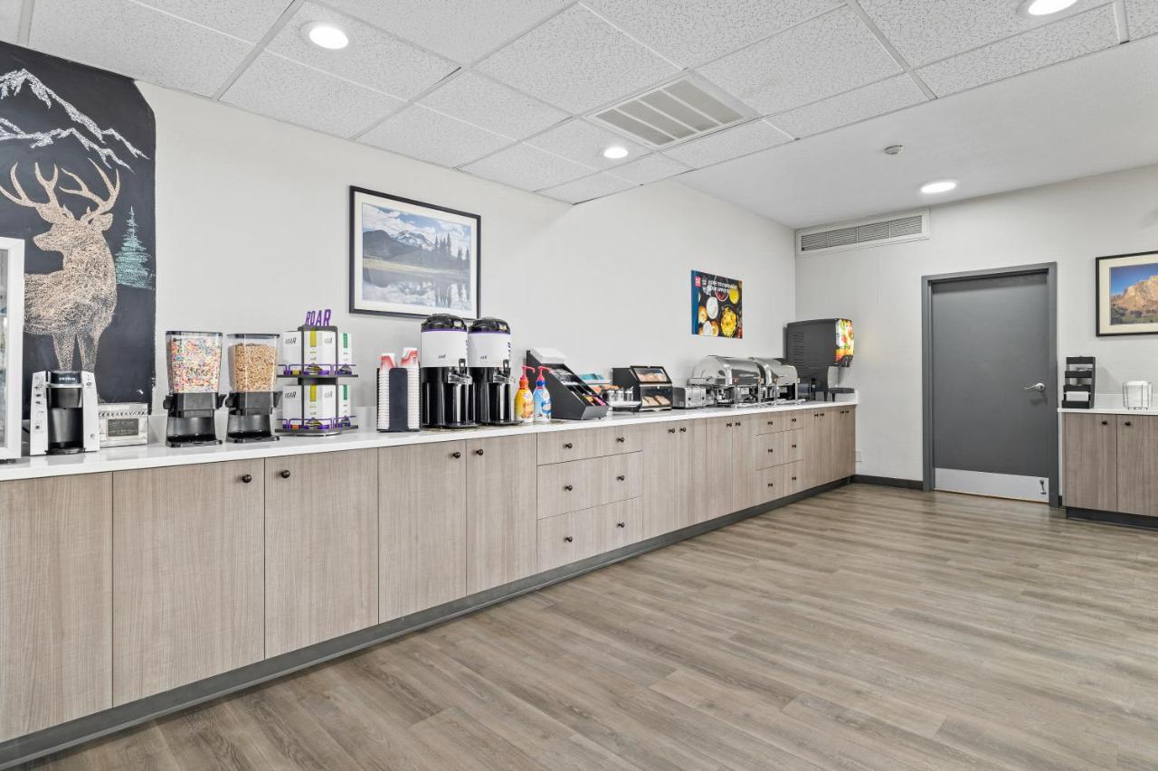 Red Lion Inn & Suites Deschutes River - Bend Buitenkant foto