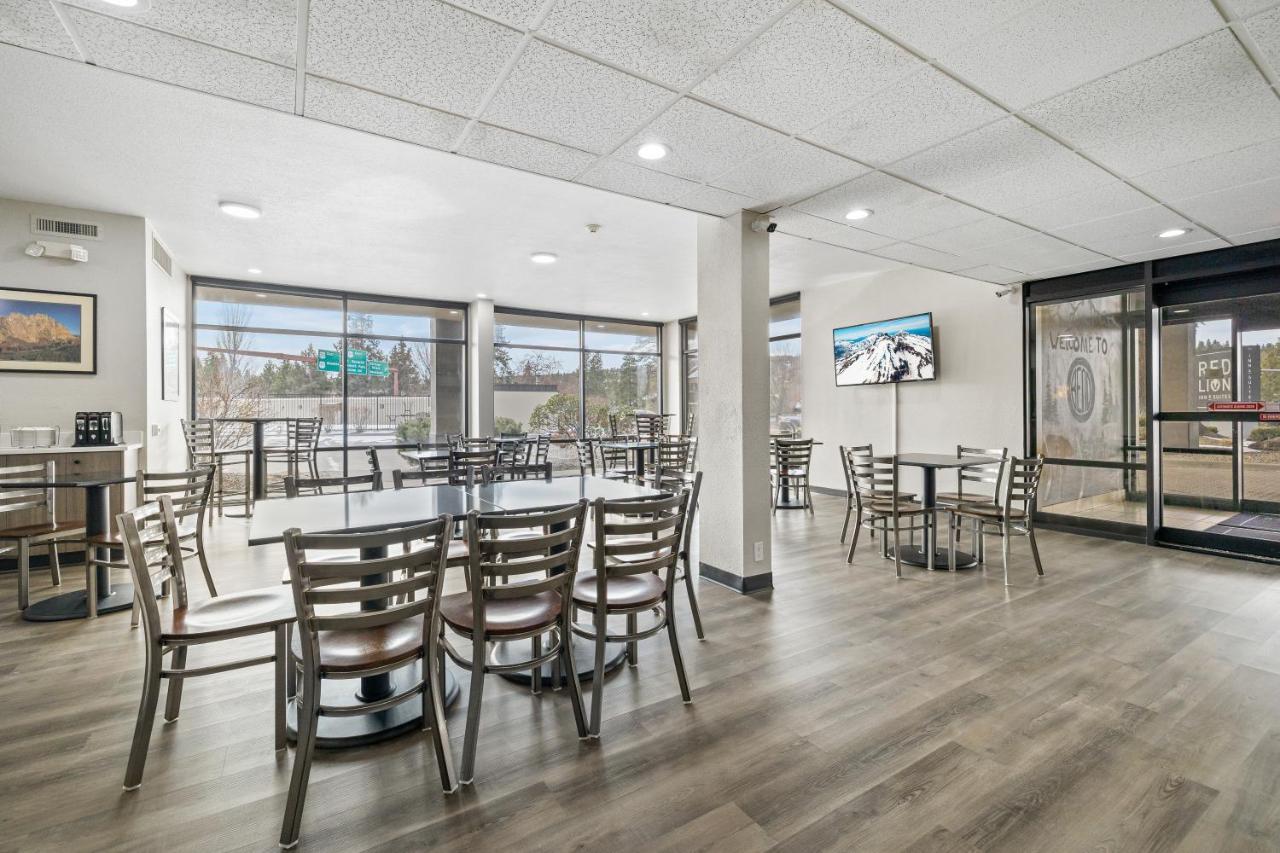 Red Lion Inn & Suites Deschutes River - Bend Buitenkant foto