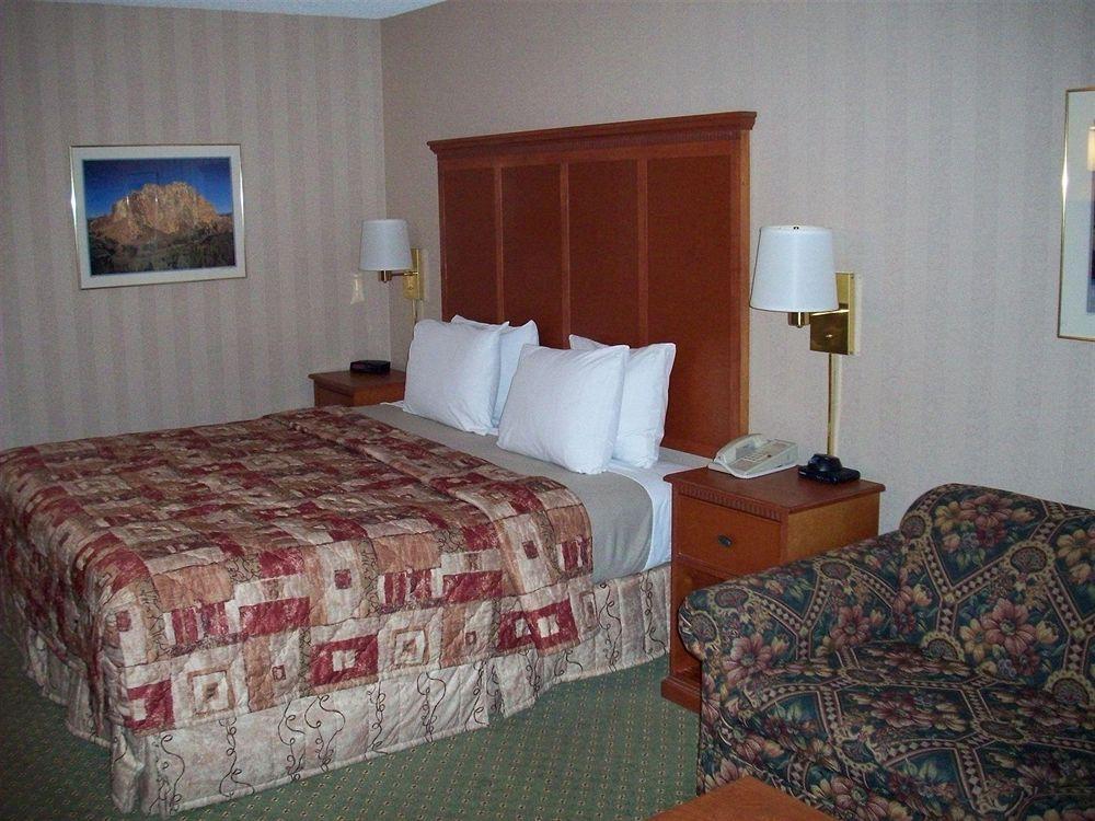 Red Lion Inn & Suites Deschutes River - Bend Buitenkant foto