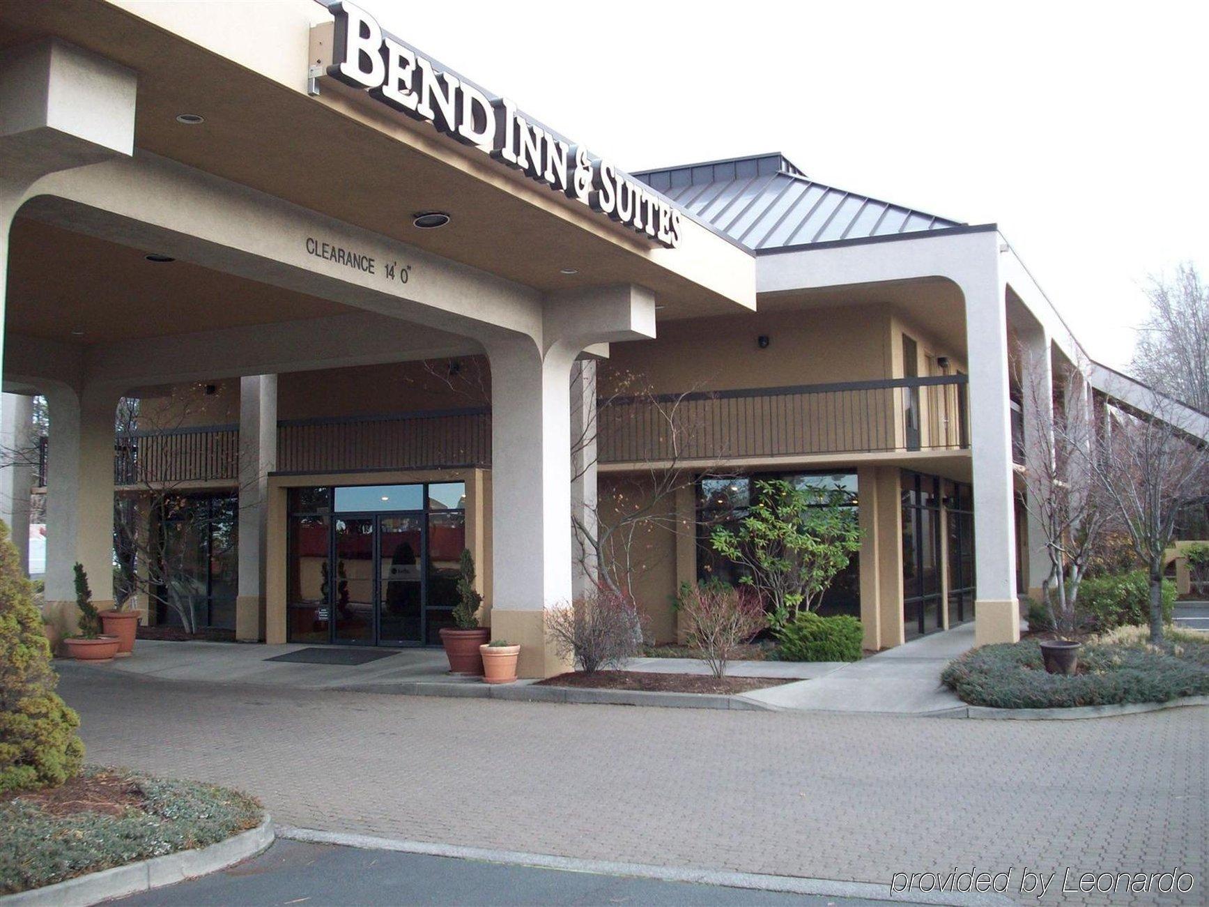Red Lion Inn & Suites Deschutes River - Bend Buitenkant foto